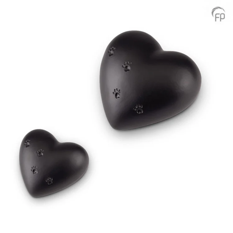 Mastaba Ceramika Ceramic Heart Urn - KU 151 Large and Small